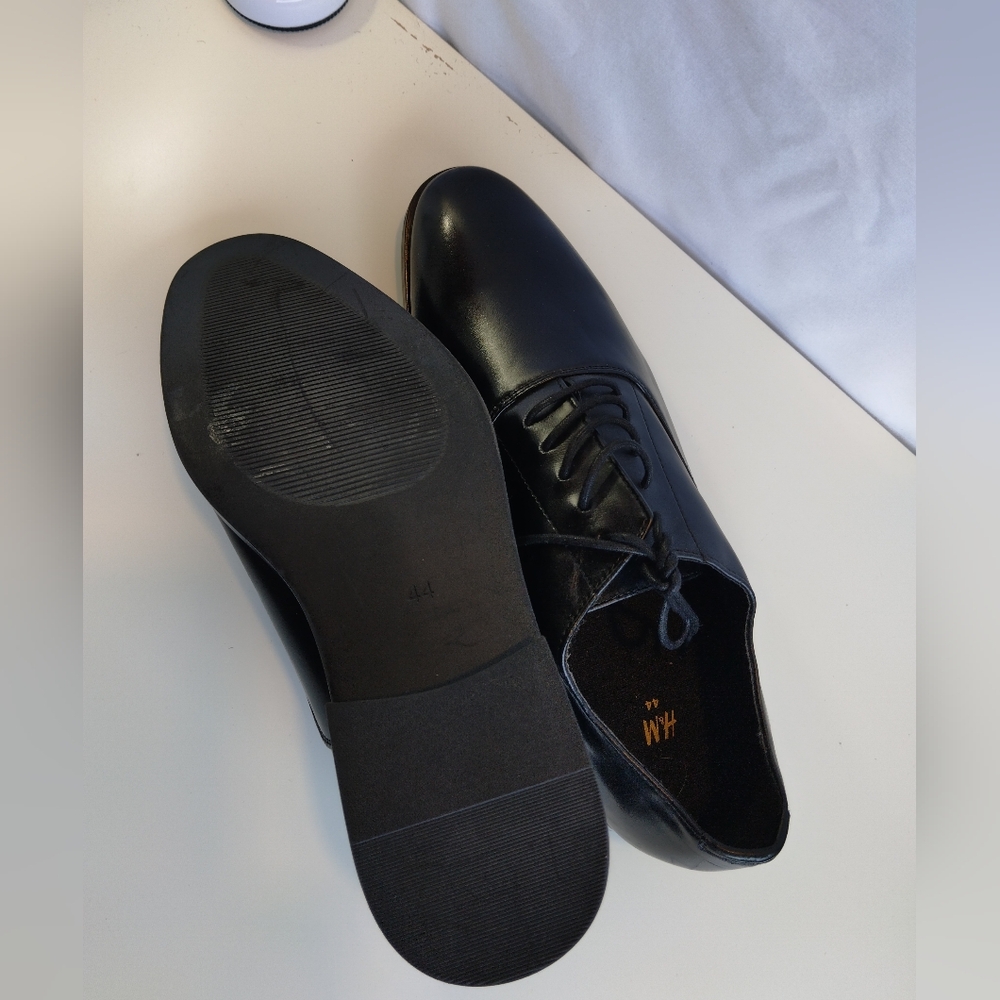H&M Shoes - Picture 5 of 5
